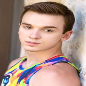 Slade Monroe Birthday, Real Name, Age, Weight, Height, Family, Facts